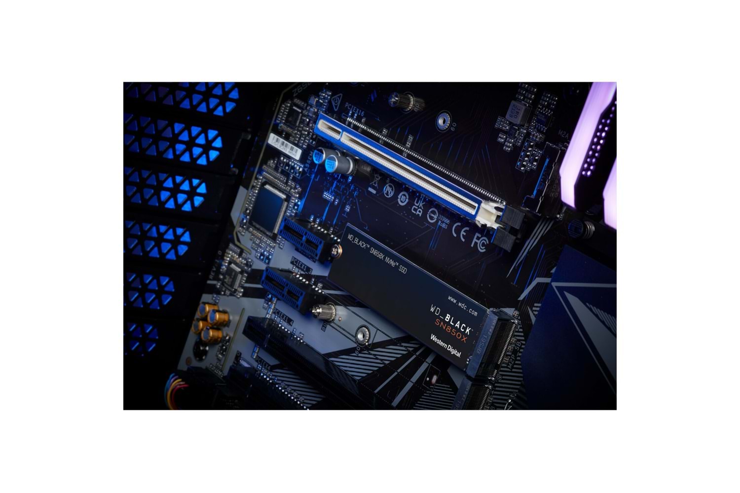 WD Black SN850X, WDS200T2X0E, 2TB, 7300/6600, Gen4, NVMe PCIe M.2 2280, SSD